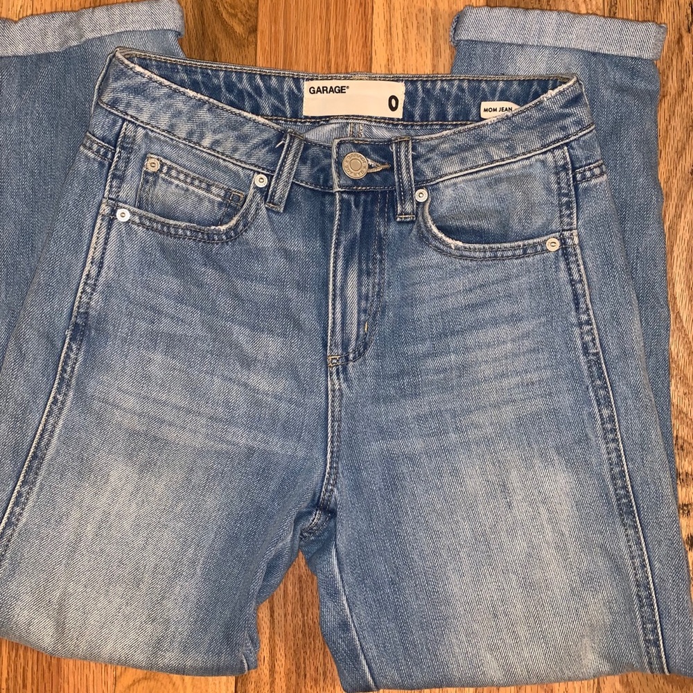 GARAGE Mom Jeans
